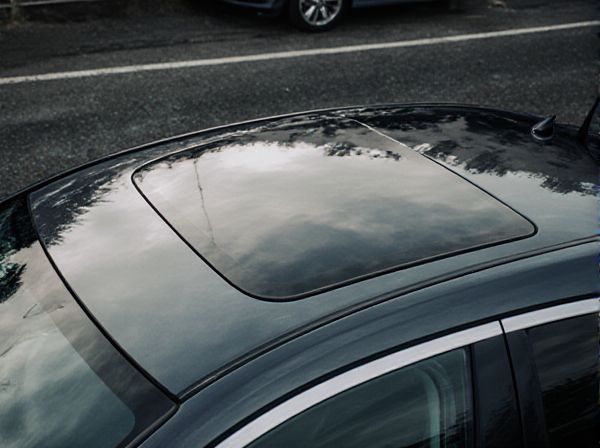 Suicide Roof vs. Butterfly Roof in Cars: What Is the Difference?