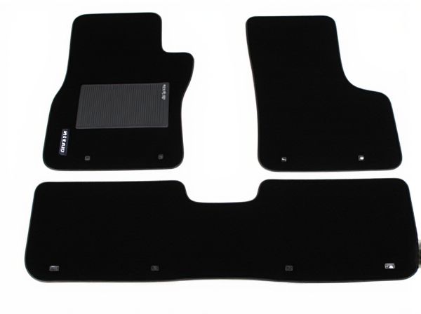 Trim-to-Fit vs. Precise Cut Car Floor Mats: What Is the Difference?
