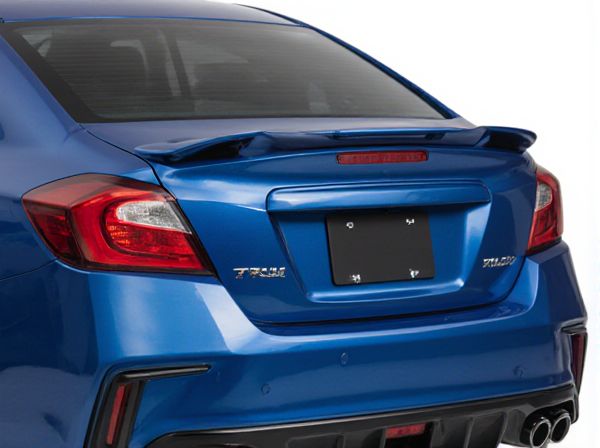 Trunk Lip Spoiler vs. No Spoiler on a Car Trunk: What's the Difference?