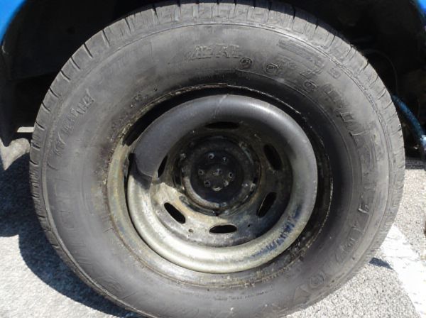 Tube vs. Tubeless Car Tires: What Is the Difference?