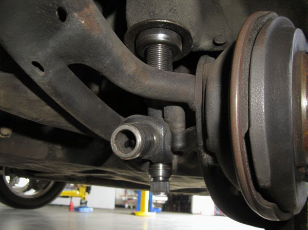 U-Joint Connection vs. CV Joint Connection in Car Driveshafts: What Is the Difference?