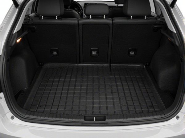 Underfloor Storage vs. No Underfloor Storage in Car Trunks: What Is the Difference?