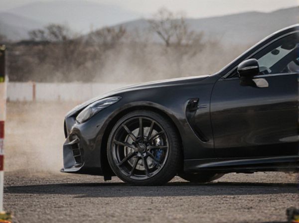 Understeer Bias vs. Oversteer Bias in Car Steering: What's the Difference?
