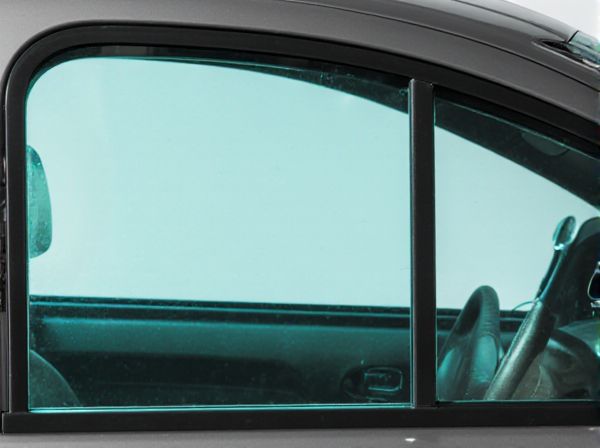 UV-Cut Glass vs. Regular Glass in Car Windows: What Is the Difference?