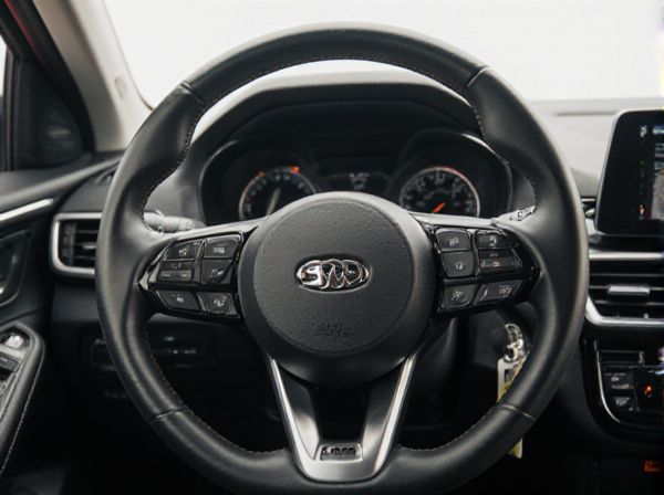 Variable Ratio Steering vs. Fixed Ratio Steering in Cars: What Is the Difference?