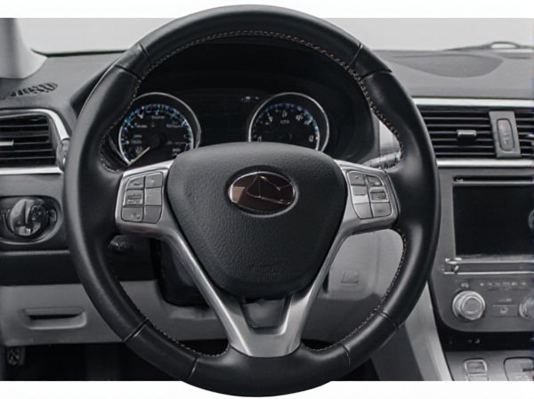 Variable Ratio vs. Fixed Ratio in Car Steering: What's the Difference?