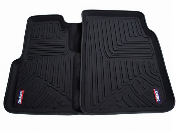 Waterproof vs. Water-Resistant Car Floor Mats: What's the Difference?
