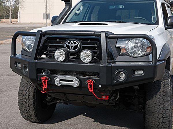 Winch Bumper vs. Off-Road Bumper: What's the Difference?